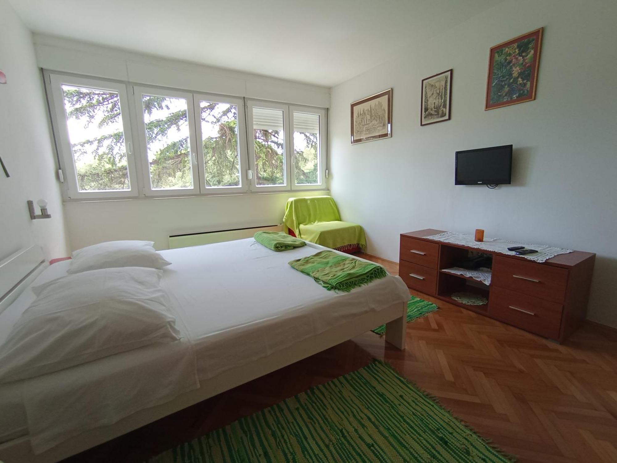 Calluna Apartment